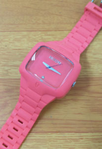 NIXON ニクソン の腕時計の電池交換