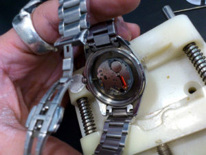 ドルチェ&ガッバーナD＆Gの腕時計の電池交換