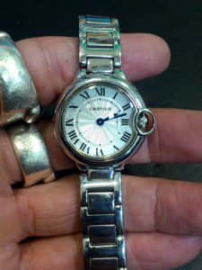 カルティエCartier腕時計の電池交換